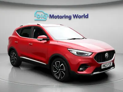 Używany MG ZS Exclusive 106 KM (77 kW) 2023 Czerwony SUV