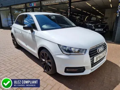 Used Audi A1 Sportback Sport 95 HP (69 kW) 2016 White Hatchback