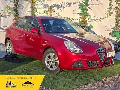 Red Used 2012 Alfa Romeo Giulietta Lusso Hatchback | £4,390 (Fair price)