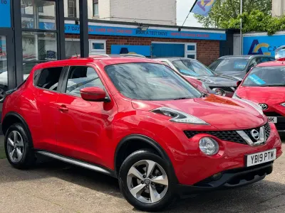 Usado Nissan Juke Acenta 117 HP (86 kW) 2019 Vermelho SUV
