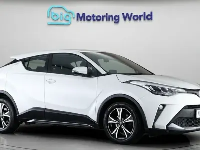Used Toyota C-HR 122 HP (89 kW) 2023 White SUV