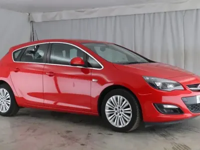 Used Vauxhall Astra Excite 2015 Red Hatchback
