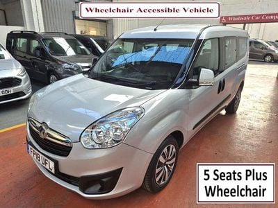 Second-hand Vauxhall Combo 95 CP (69 kW) 2018 Argintiu Van
