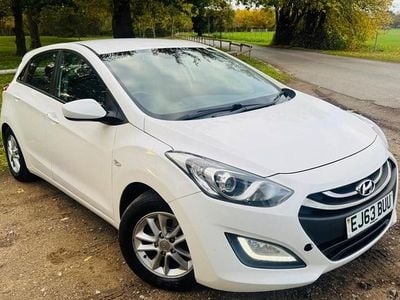 White Used 2013 Hyundai i30 Active Hatchback | £2,490 (Good price)