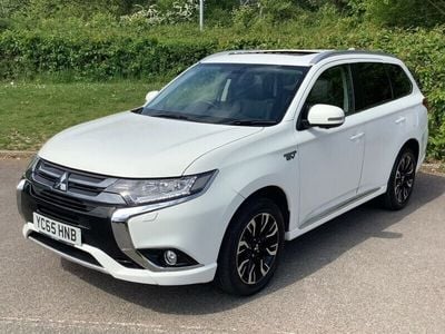 Mitsubishi Outlander P-HEV