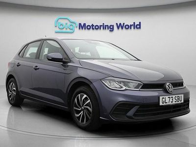 Begagnad VW Polo S 95 HK (69 kW) 2023 Grå Halvkombi