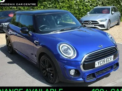 Used Mini Cooper Hatch 134 HP (98 kW) 2019 Starlight blue Hatchback