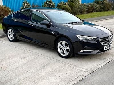 Black Used 2017 Vauxhall Insignia Hatchback | £4,295 (Fair price)