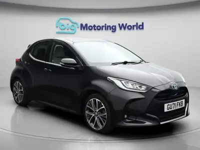Used Toyota Yaris 116 HP (85 kW) 2021 Black Hatchback