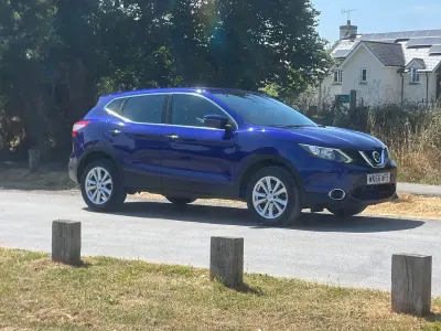 Used Nissan Qashqai Acenta 115 HP (84 kW) 2016 Blue SUV