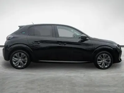 Used Peugeot e-208 Allure+ 98 kW (134 HP) 2022 Black Hatchback
