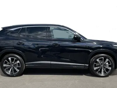 New MG HS 2026 Black SUV