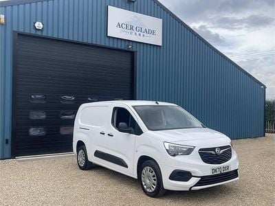 White Used 2020 Vauxhall Combo Sportive MPV | £8,990 (Fair price)