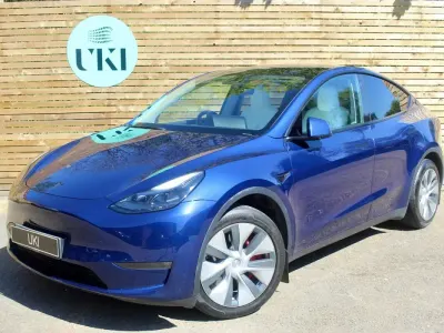 Używany Tesla Model Y Long Range AWD 378 kW (514 KM) 2023 Niebieski SUV