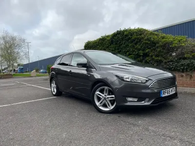 Used Ford Focus Titanium 120 HP (88 kW) 2016 Grey Hatchback