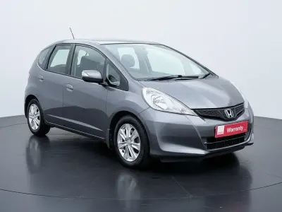 Used Honda Jazz ES 99 HP (72 kW) 2012 Grey Hatchback