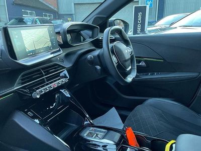 Used Peugeot e-208 Premium 100 kW (136 HP) 2022 White Hatchback