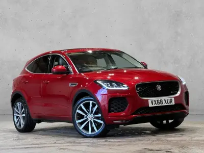 Używany Jaguar E-Pace R-Dynamic 180 KM (132 kW) 2018 Czerwony SUV
