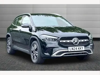 Used Mercedes GLA200 Executive 163 HP (119 kW) 2024 Black SUV