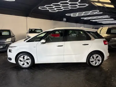 Used Citroën C4 Picasso Exclusive 115 HP (84 kW) 2014 White MPV