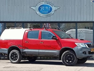 Used Toyota HiLux 144 HP (105 kW) 2013 Red Pickup