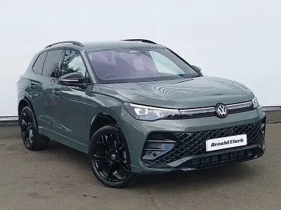 New VW Tiguan Black Edition 150 HP (110 kW) 2025 Green SUV