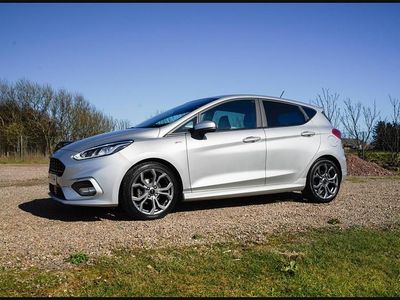 Usado Ford Fiesta ST-Line X 100 HP (73 kW) 2019 Prateado Citadino