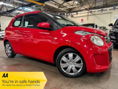Used Citroën C1 Feel 68 HP (50 kW) 2016 Red Hatchback