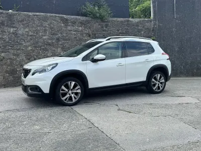 Used Peugeot 2008 Allure 110 HP (80 kW) 2017 White SUV