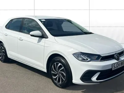 Used VW Polo Life 95 HP (69 kW) 2024 White Hatchback