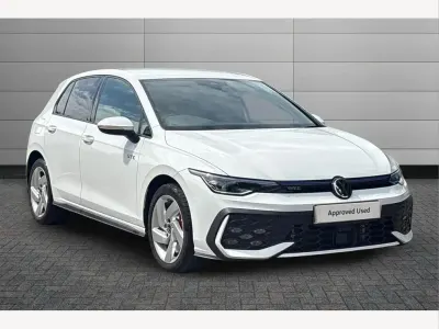 Used VW Golf VIII GTE 268 HP (197 kW) 2024 Pure white Hatchback