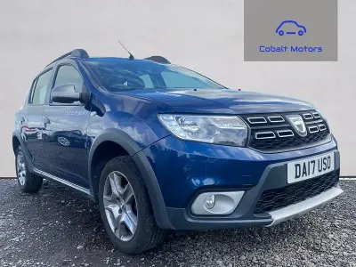 Used Dacia Sandero Lauréate 90 HP (66 kW) 2017 Blue Hatchback