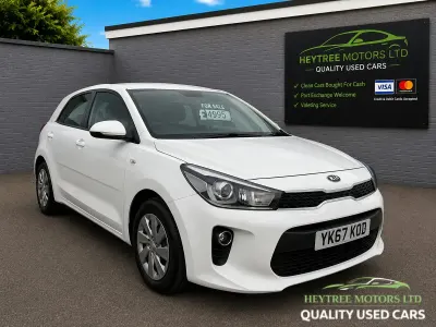 Used Kia Rio 83 HP (61 kW) 2017 White Hatchback