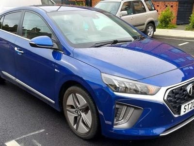 Blue Used 2020 Hyundai Ioniq Premium SE Hatchback | £15,595 (Fair price)