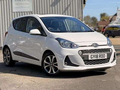 Used Hyundai i10 Premium SE 87 HP (63 kW) 2018 White Hatchback