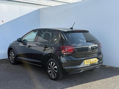 Begagnad VW Polo Active 94 HK (69 kW) 2021 Svart Halvkombi