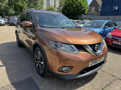 Used Nissan X-Trail Tekna 130 HP (95 kW) 2017 Orange SUV
