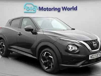 Usado Nissan Juke N-Connecta 114 HP (83 kW) 2023 Preto SUV