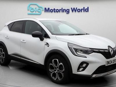 White Used 2024 Renault Captur Techno SUV | £15,000 (Good price)
