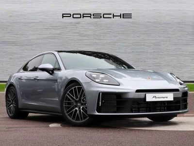 Porsche Panamera 4