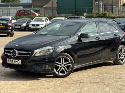Usado Mercedes A180 109 HP (80 kW) 2014