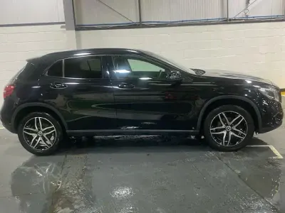 Used Mercedes GLA180 Urban 122 HP (89 kW) 2020 Black SUV