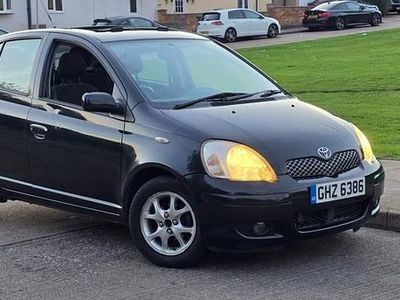 Black Used 2005 Toyota Yaris Hatchback | £2,199 (Good price)