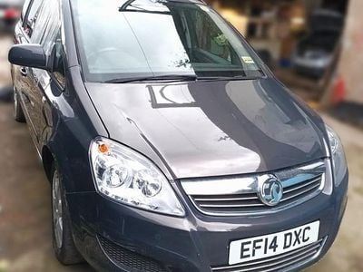 Grey Used 2014 Vauxhall Zafira MPV | £2,099 (Super price)