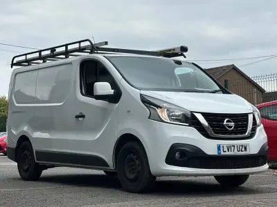 Used Nissan NV300 Acenta 120 HP (88 kW) 2017 White Van