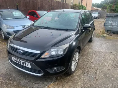 Used Ford Focus Titanium 2010 Black Hatchback