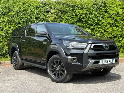 Usado Toyota HiLux 204 HP (150 kW) 2023 Preto Pickup