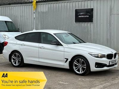 Begagnad BMW 320 Sport Line 2014 Vit Halvkombi