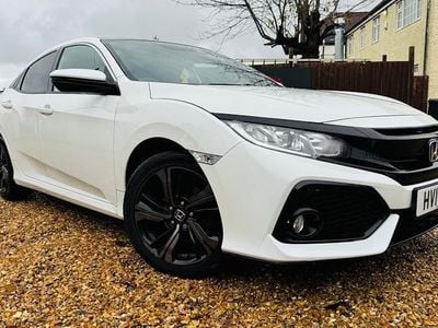 White Used 2017 Honda Civic EX Hatchback | £8,595 (Fair price)