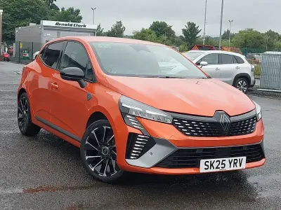 Used Renault Clio Esprit Alpine 143 HP (105 kW) 2025 Orange Hatchback
